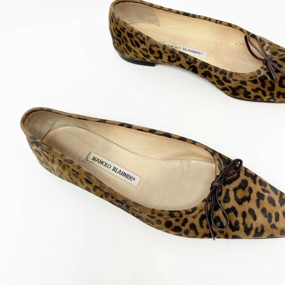 MANOLO BLAHNIK Slip On Leopard Suede Flats - Picture 3 of 9